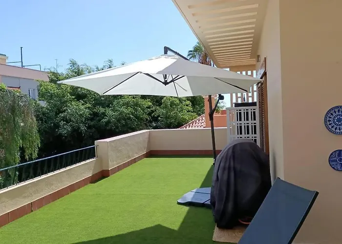 Luxury Penthouse, 50m2 Terrace, Downtown